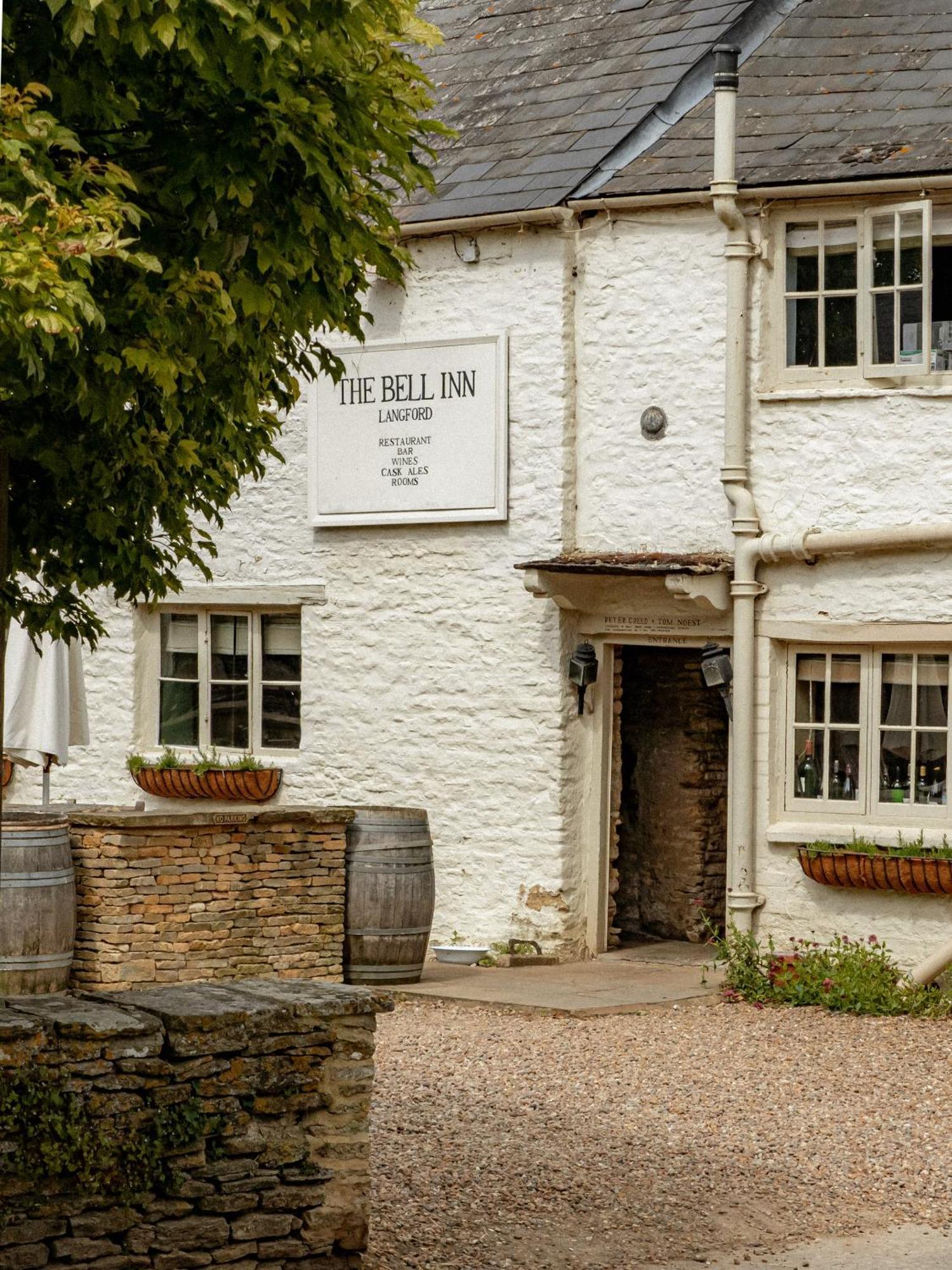 The Bell Inn Lechlade Exterior foto